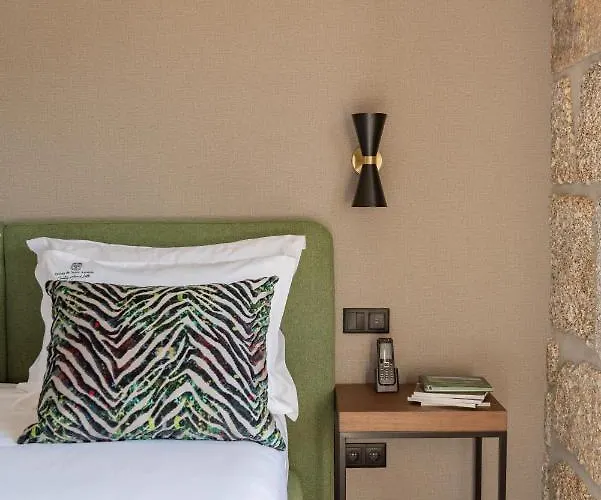 Otel Quinta De Santo Antonio - & 4*